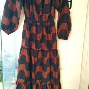 Chic Black and Brown Long Sleeve Dress
